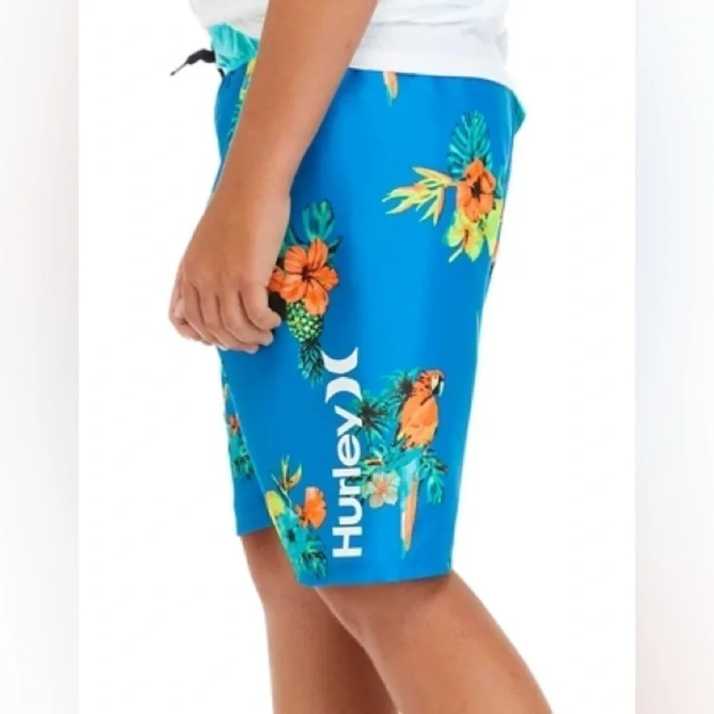 NWT! Hurley Boys Parrot Floral Swim Shorts - Size Small (8-10 year old) 🪜